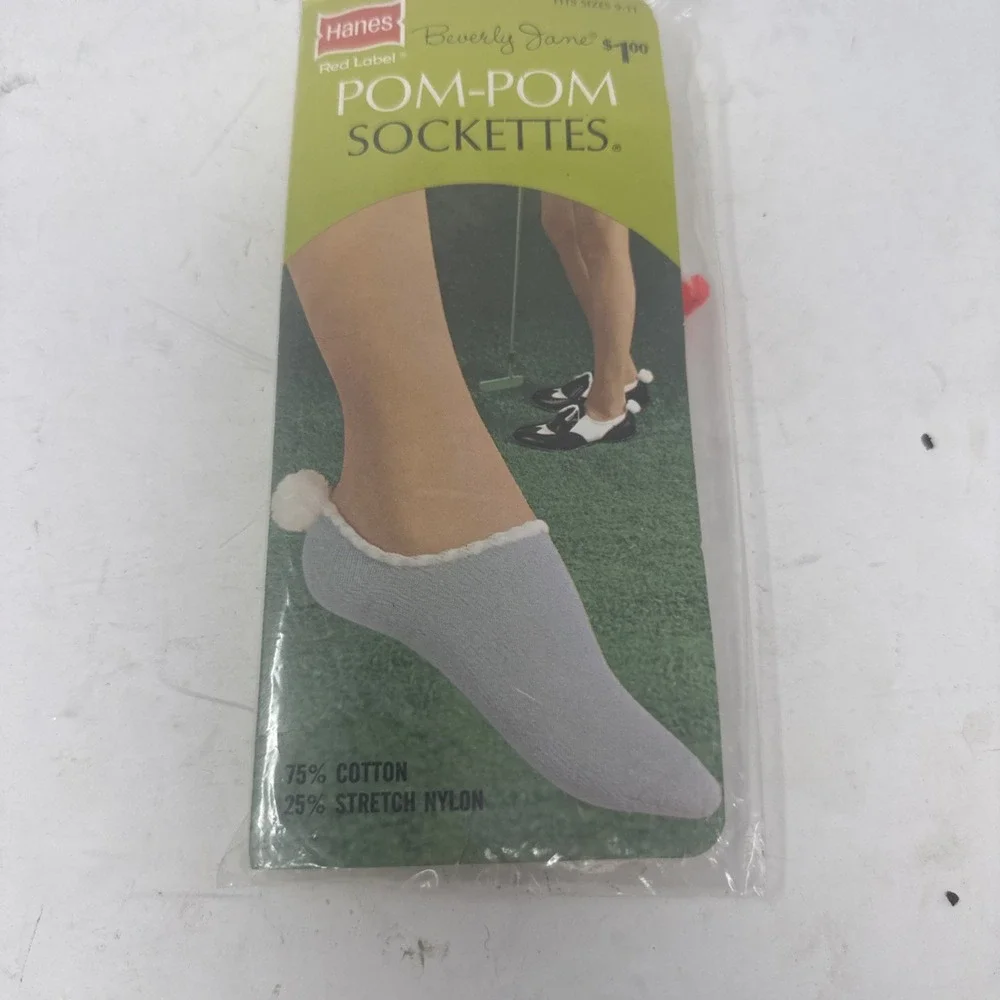 VTG 1970s Hanes Beverly Jane Pom Pom Socks Womens Sexy Legs Advertisement Golf